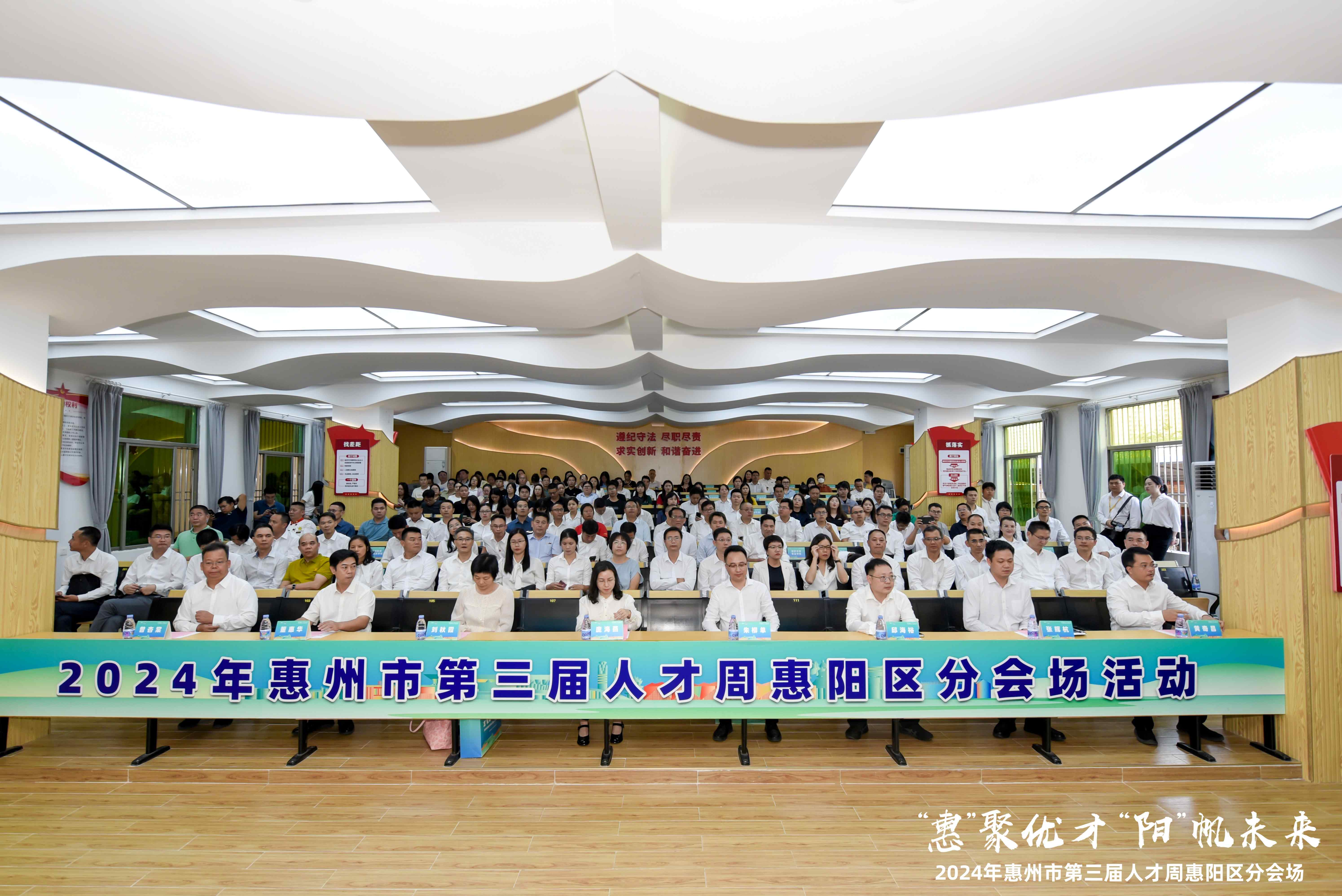 �����е������˲��ܻ�����ר���˶���ʽ����|��˾10�˻�����������������������������ί���������Ƽ�ܼ��������˲�������������